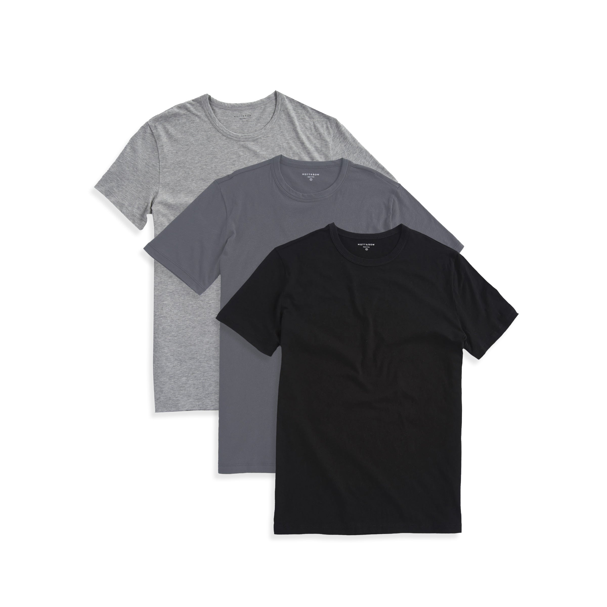  wearing Heather Gray/Gray Blue/Dark Gray Classic Crew Driggs 3-Pack