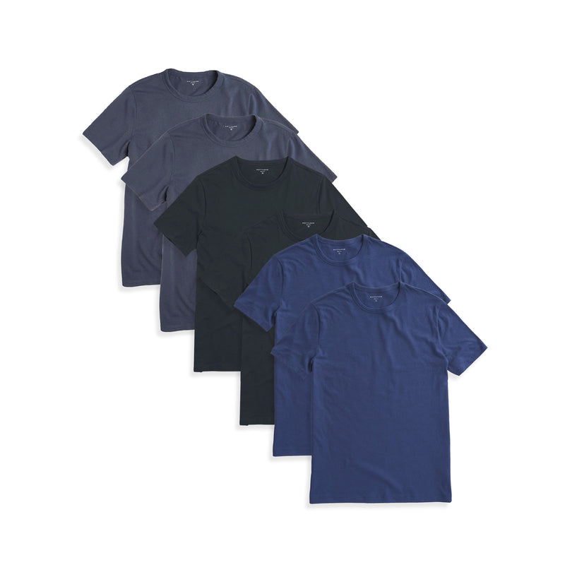  wearing Baltic Blue/Pine/Blue Slate Classic Crew Driggs 6-Pack