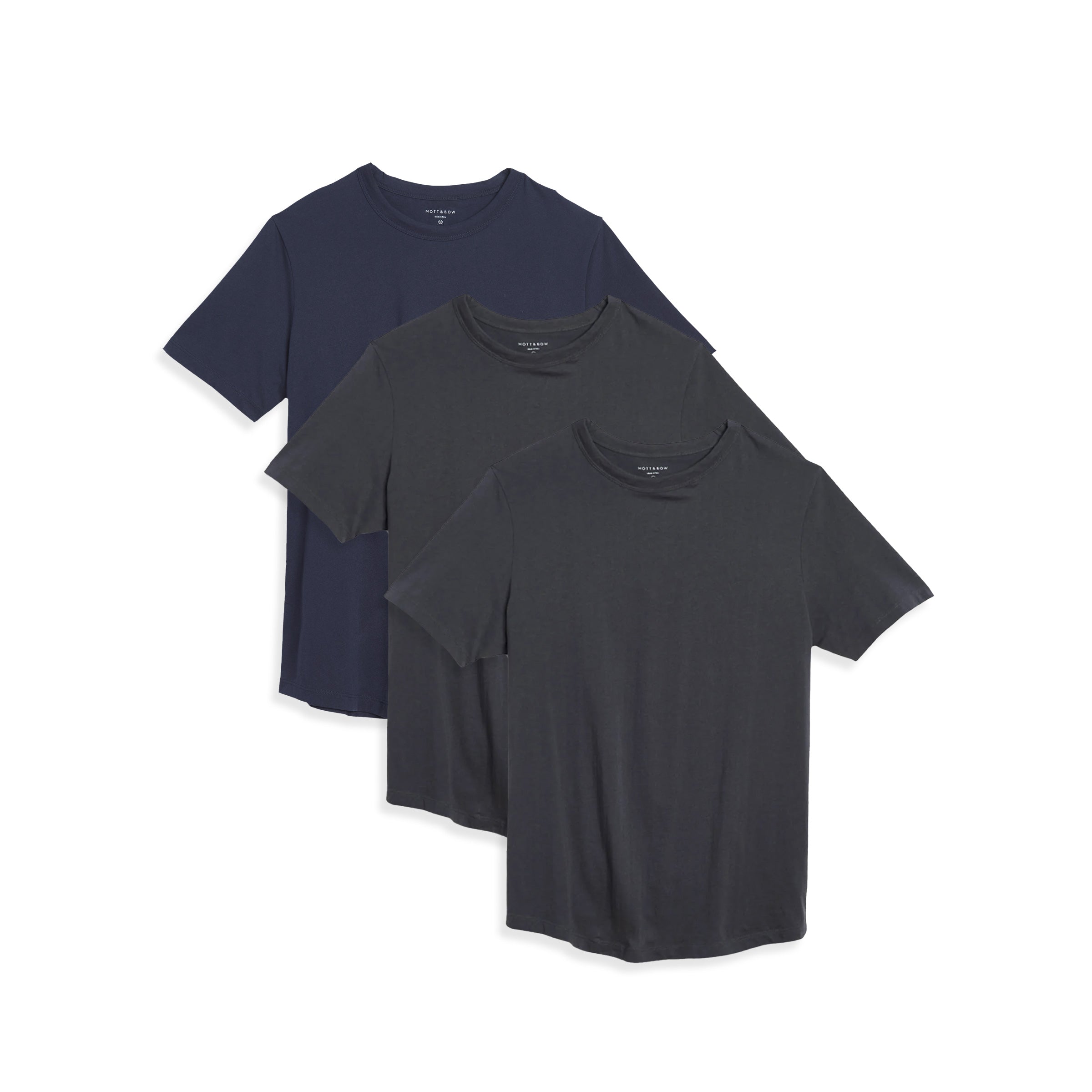  wearing 2 Dark Gray/Navy Curved Hem Driggs 3-Pack