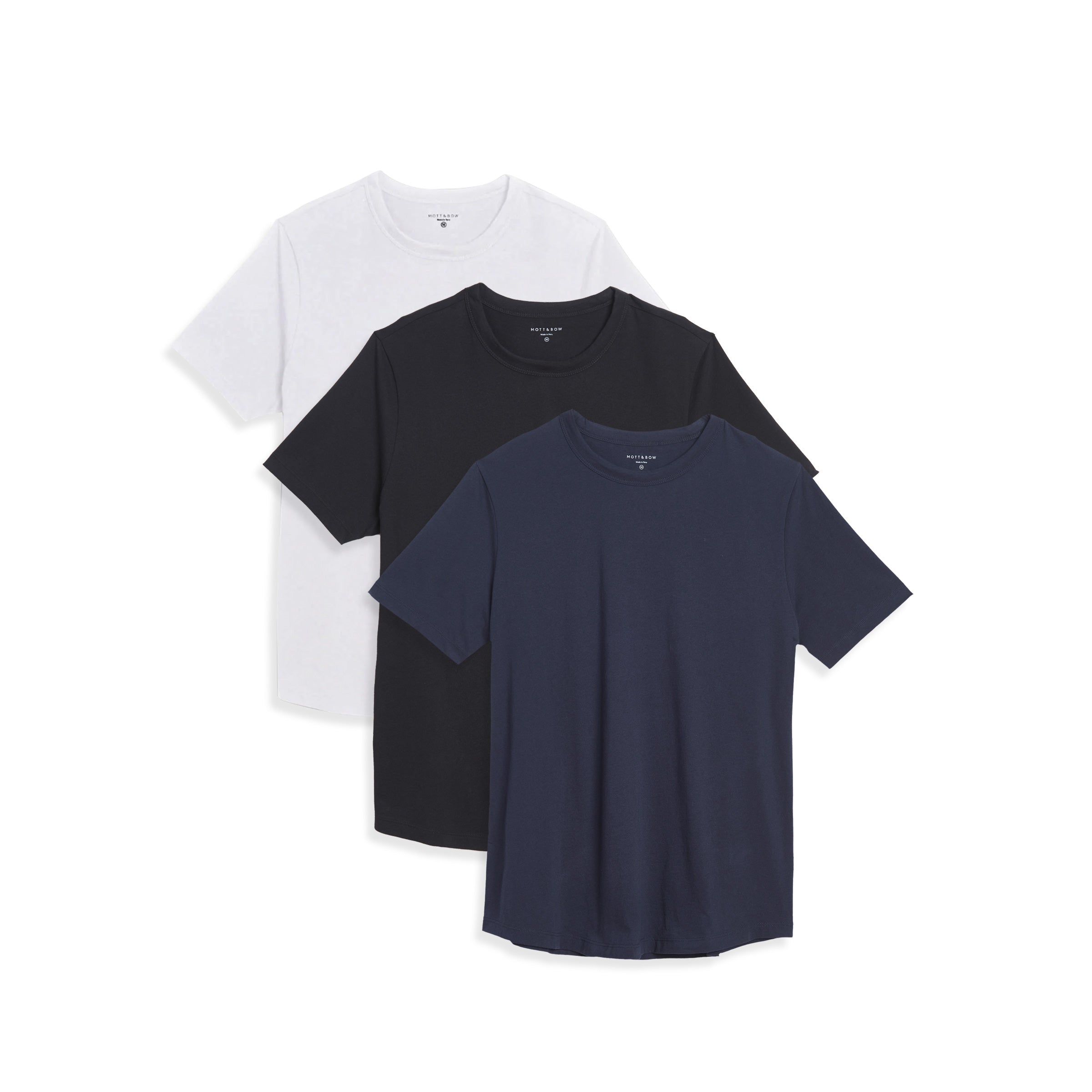  wearing White/Black/Navy Curved Hem Driggs 3-Pack