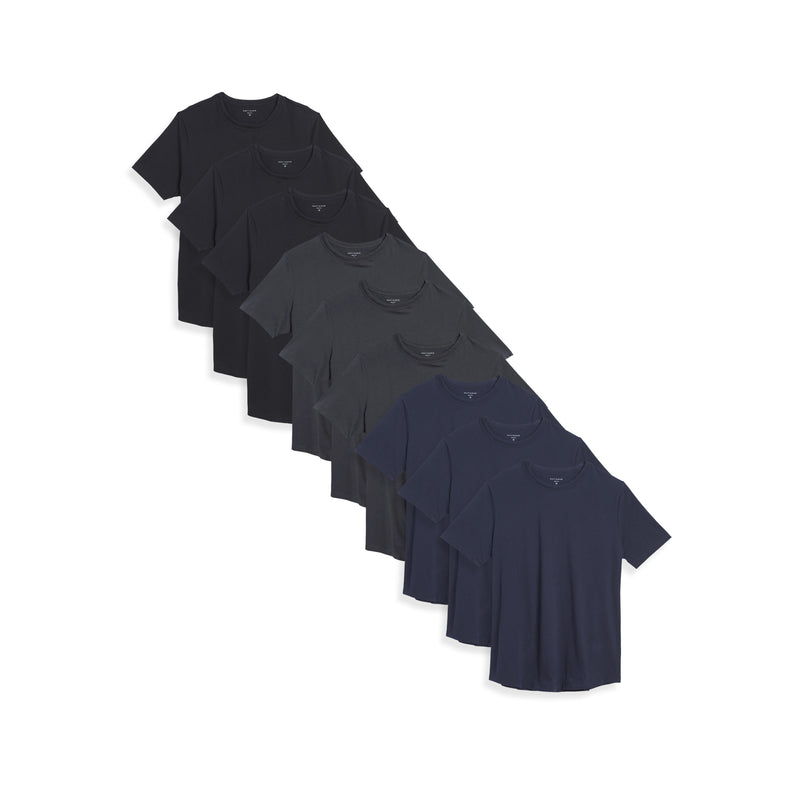  wearing 3 Black/3 Dark Gray/3 Navy Curved Hem Driggs 9-Pack