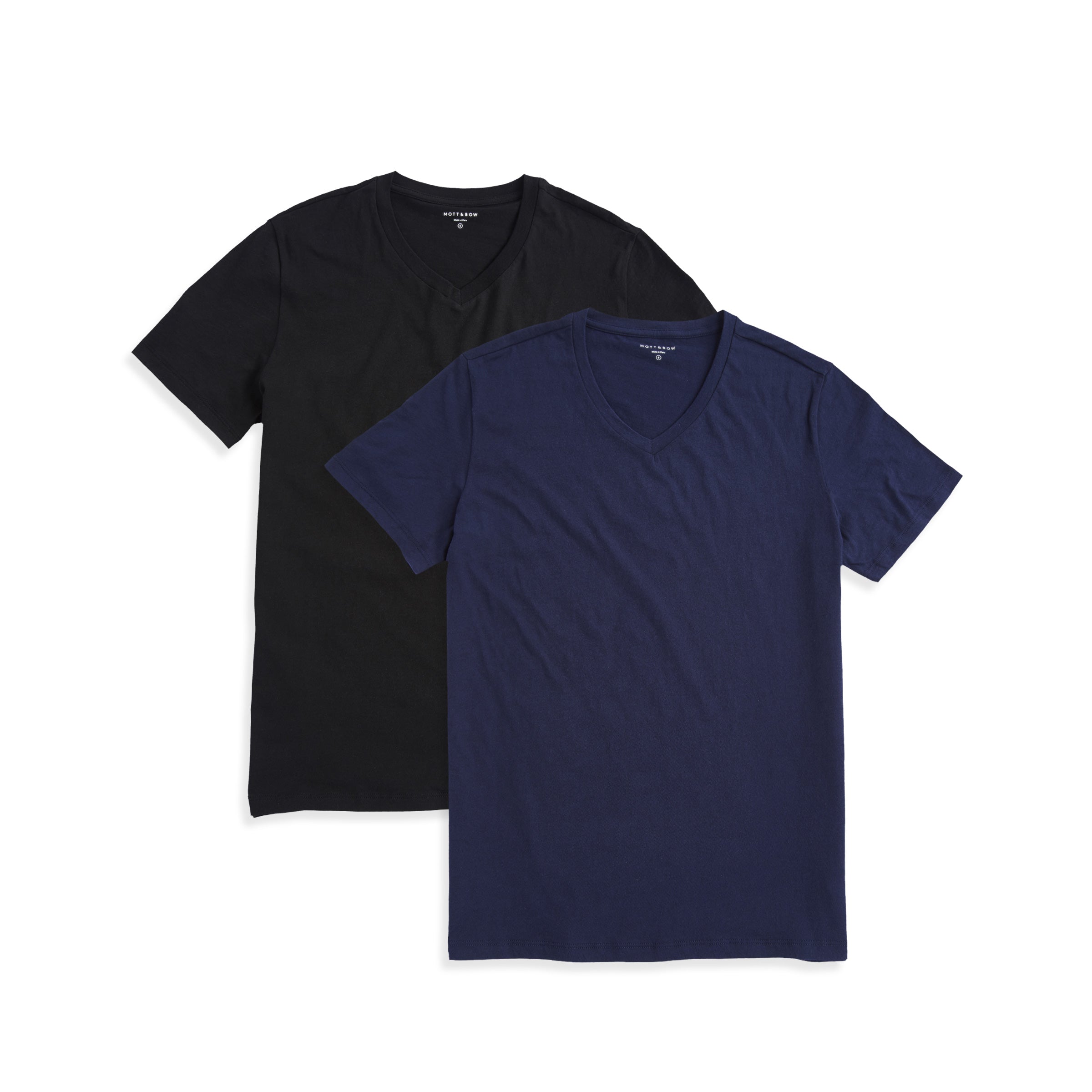 Men wearing Black/Navy Classic V-Neck Driggs 2-Pack