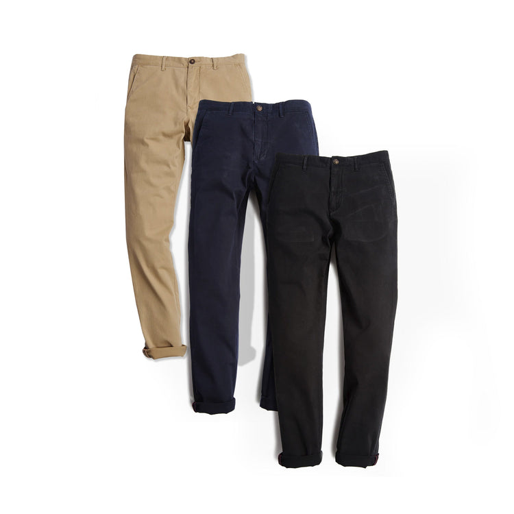  wearing Khaki/Black/Navy The Twill Chino Charles 3-Pack