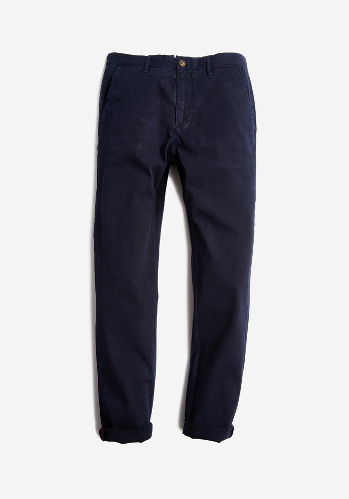 Men wearing Navy The Twill Chino Charles