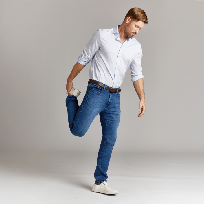 Men wearing Azul medio Slim Staple Jeans