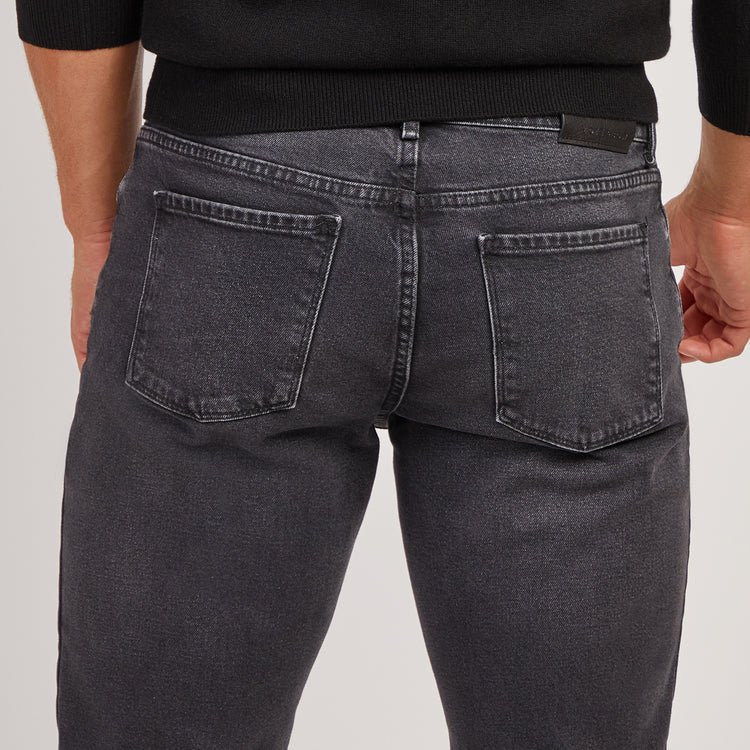 Men wearing Dark Gray Straight Allen Jeans