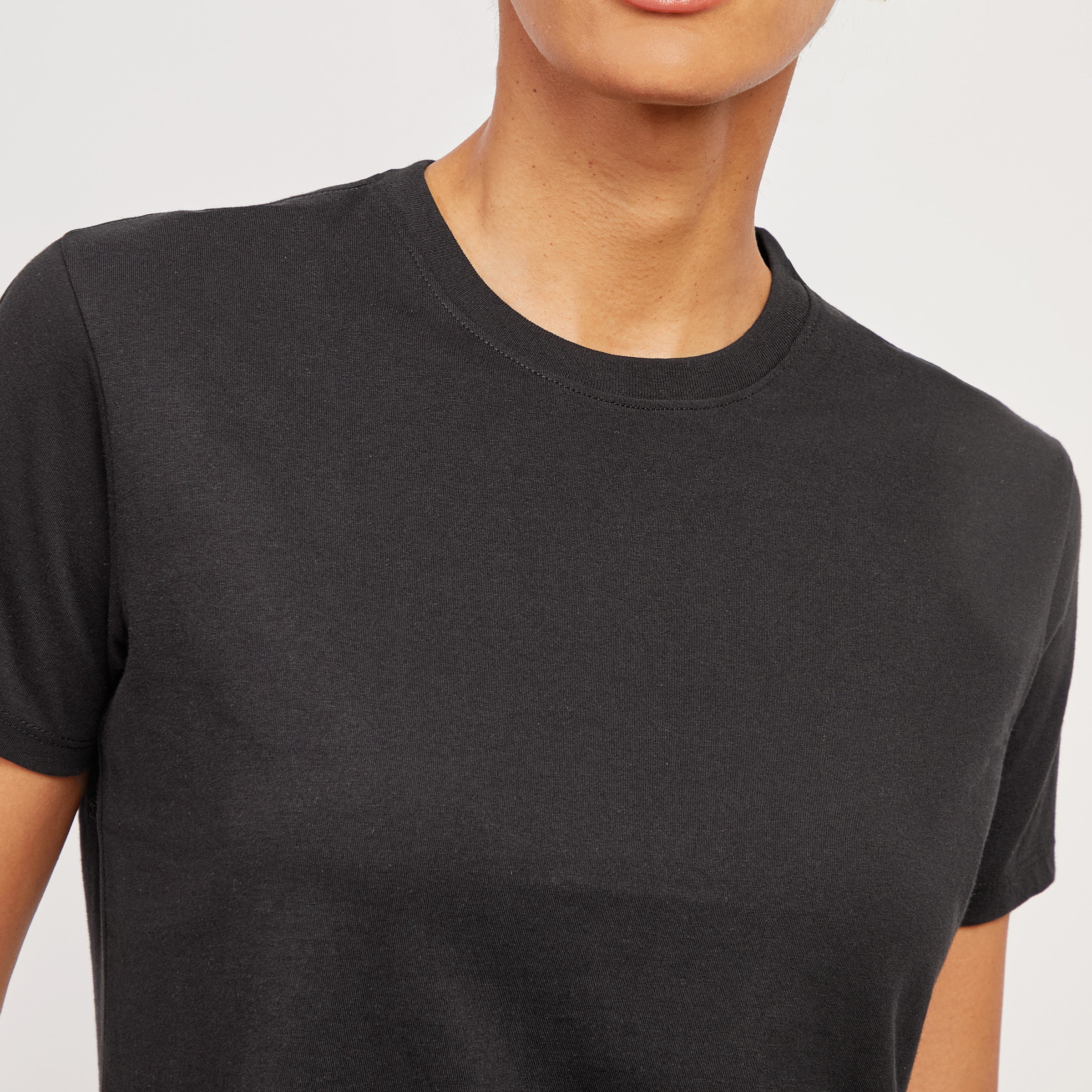 Women wearing Black The Cotton Boxy Crew Tee