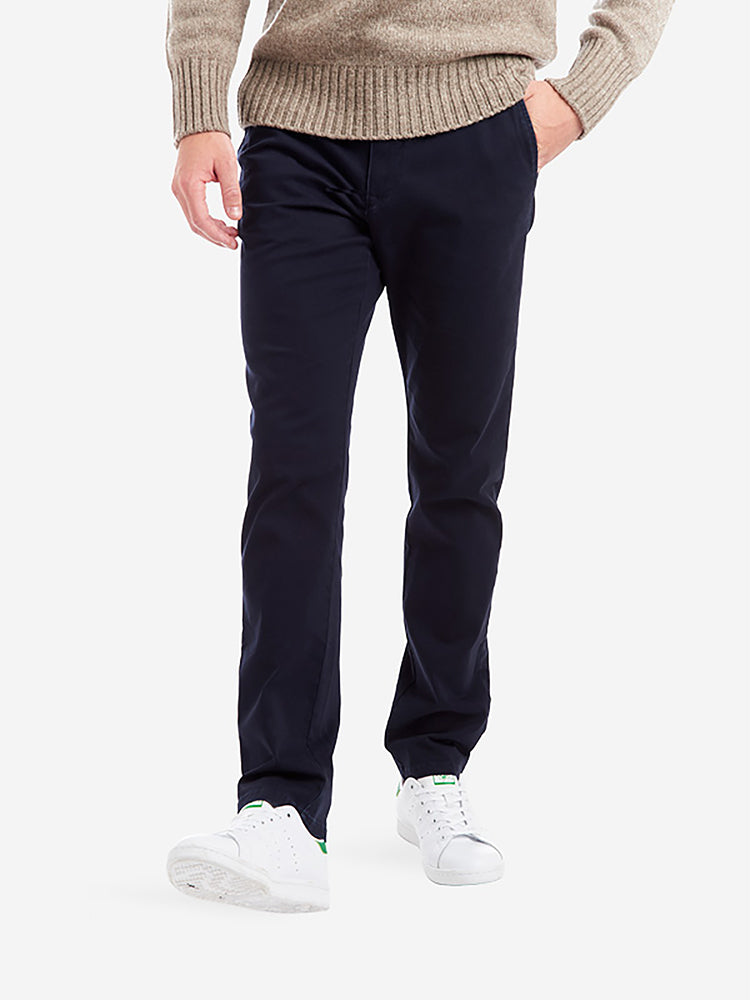 Men wearing Navy The Twill Chino Charles