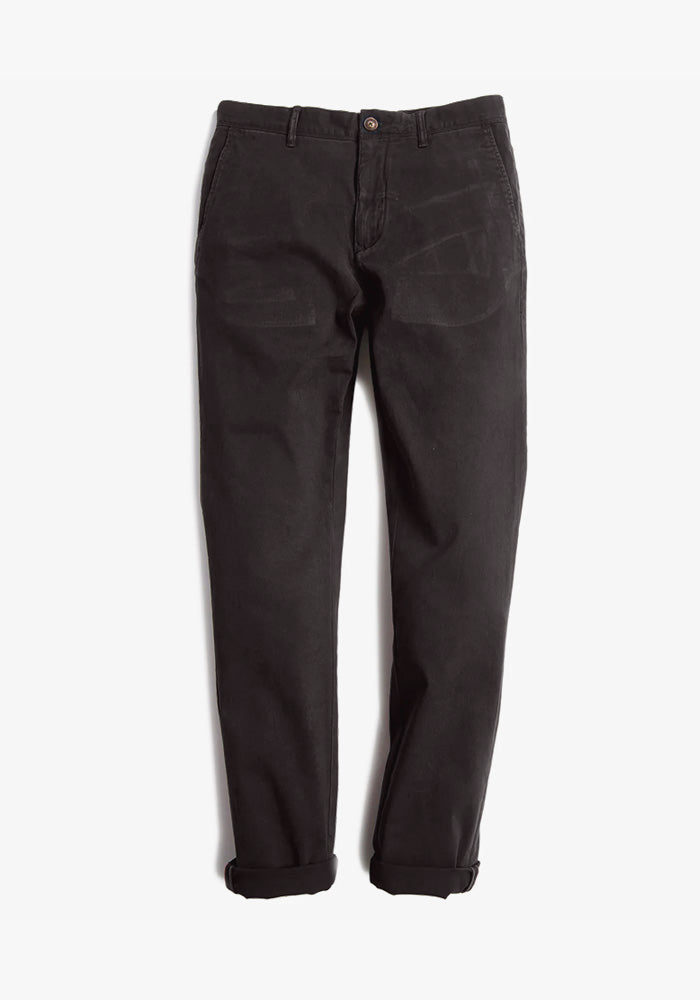 Men wearing Dark Gray The Twill Chino Charles