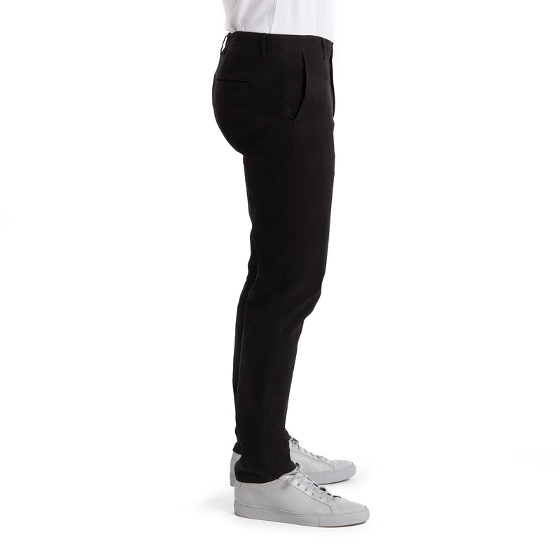 Men wearing Black The Twill Chino Charles