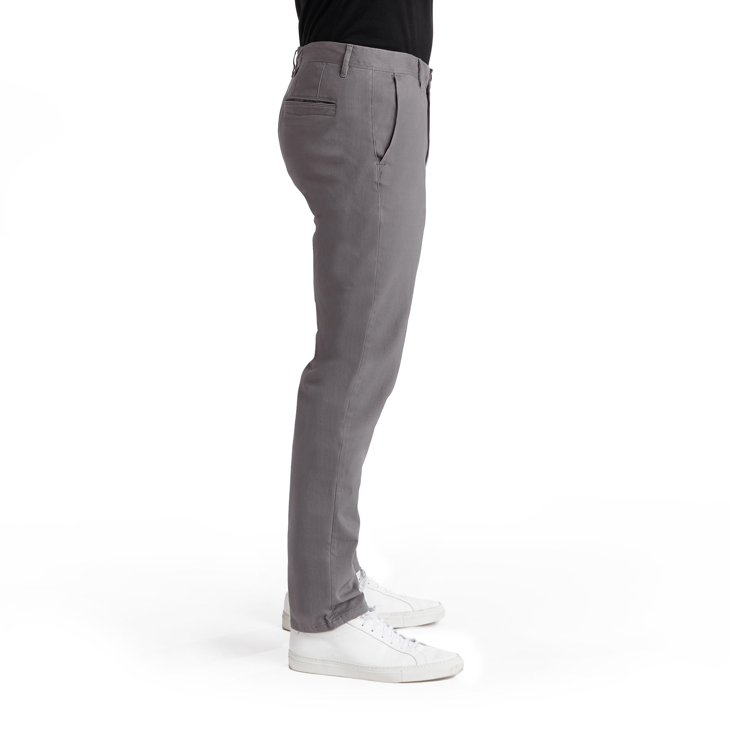 Men wearing Bleu Graphite The Twill Chino Charles