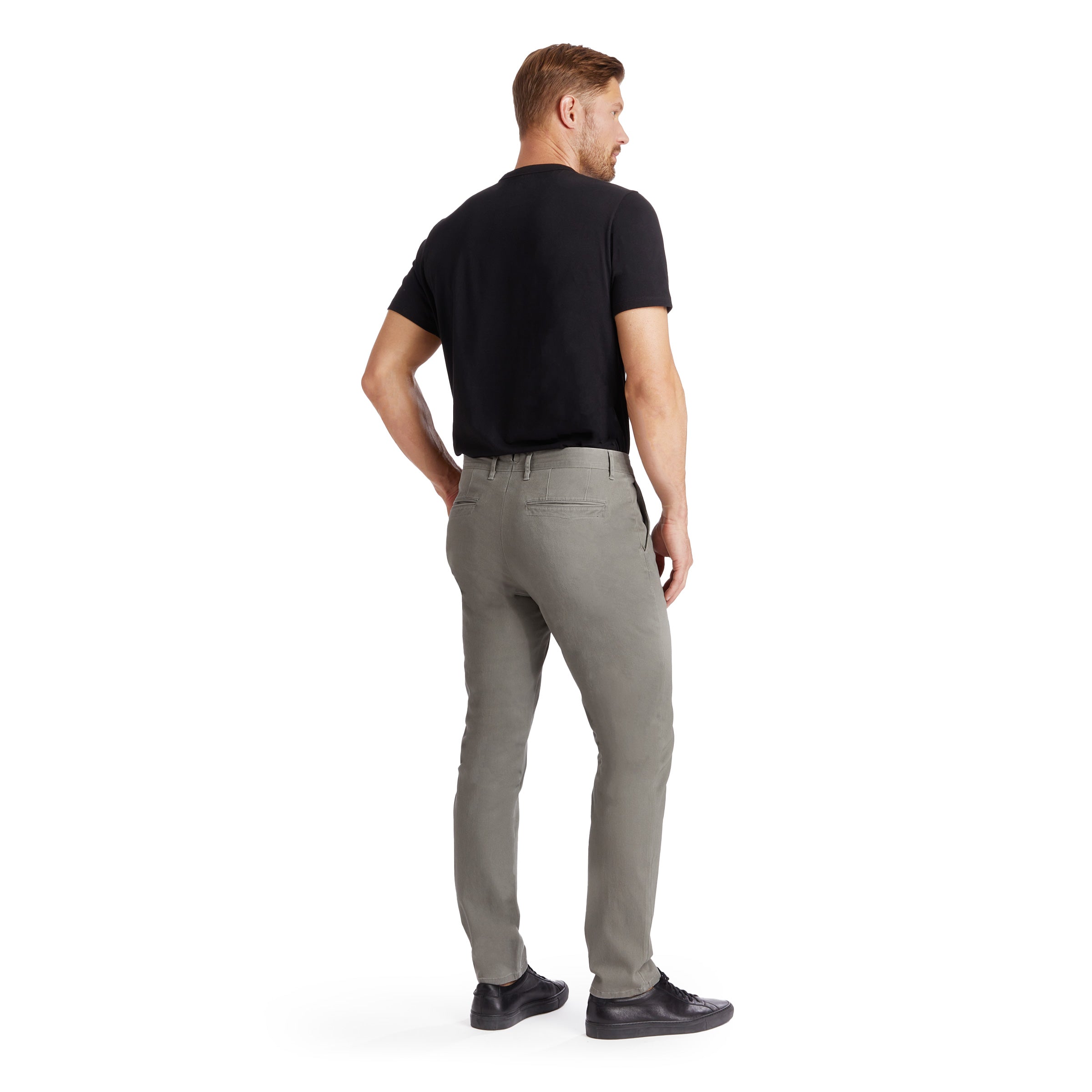 Men wearing Gris Clair Twill Chino Charles