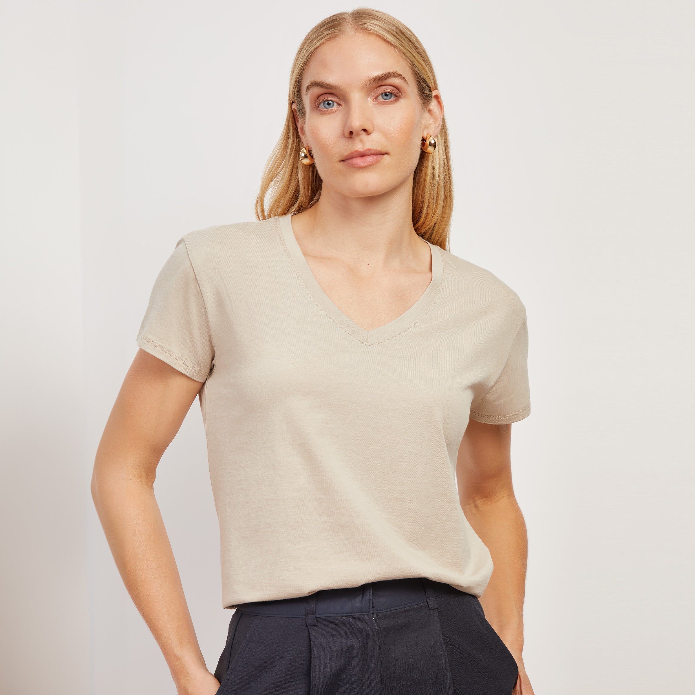 Women wearing Oat Cotton Relaxed V-Neck Tee