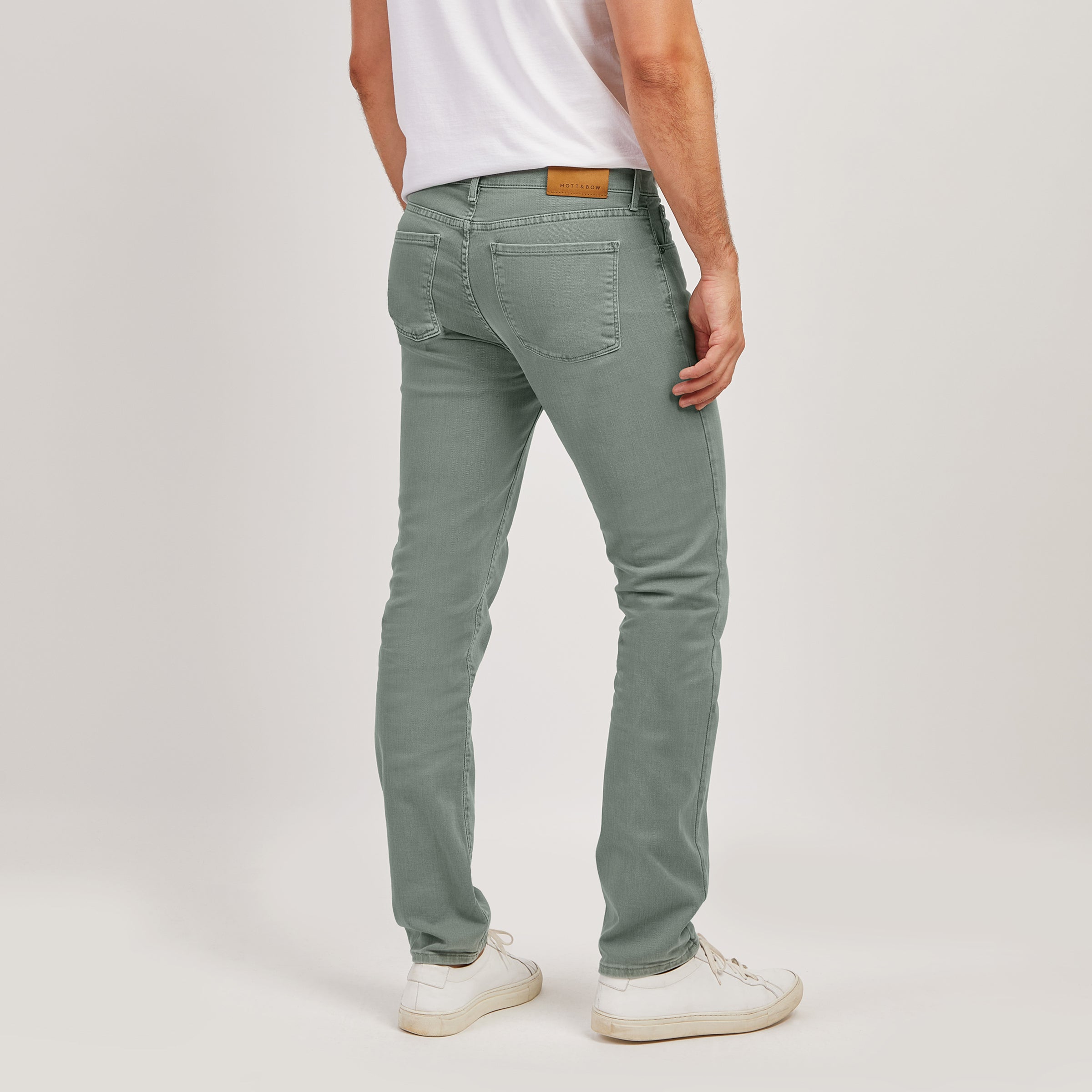 Men wearing Kaki Slim Mercer Jeans