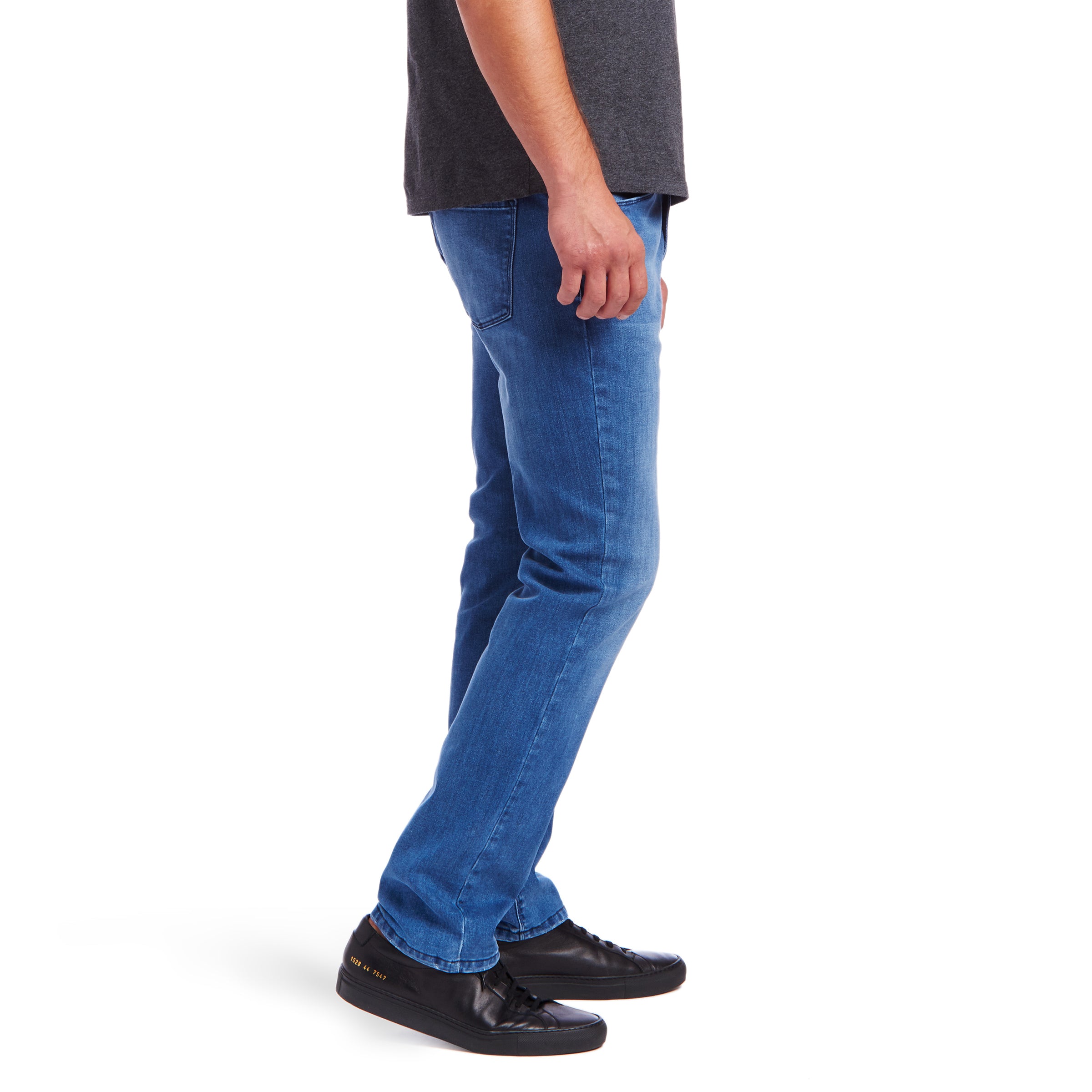 Men wearing Azul medio Slim Staple Jeans