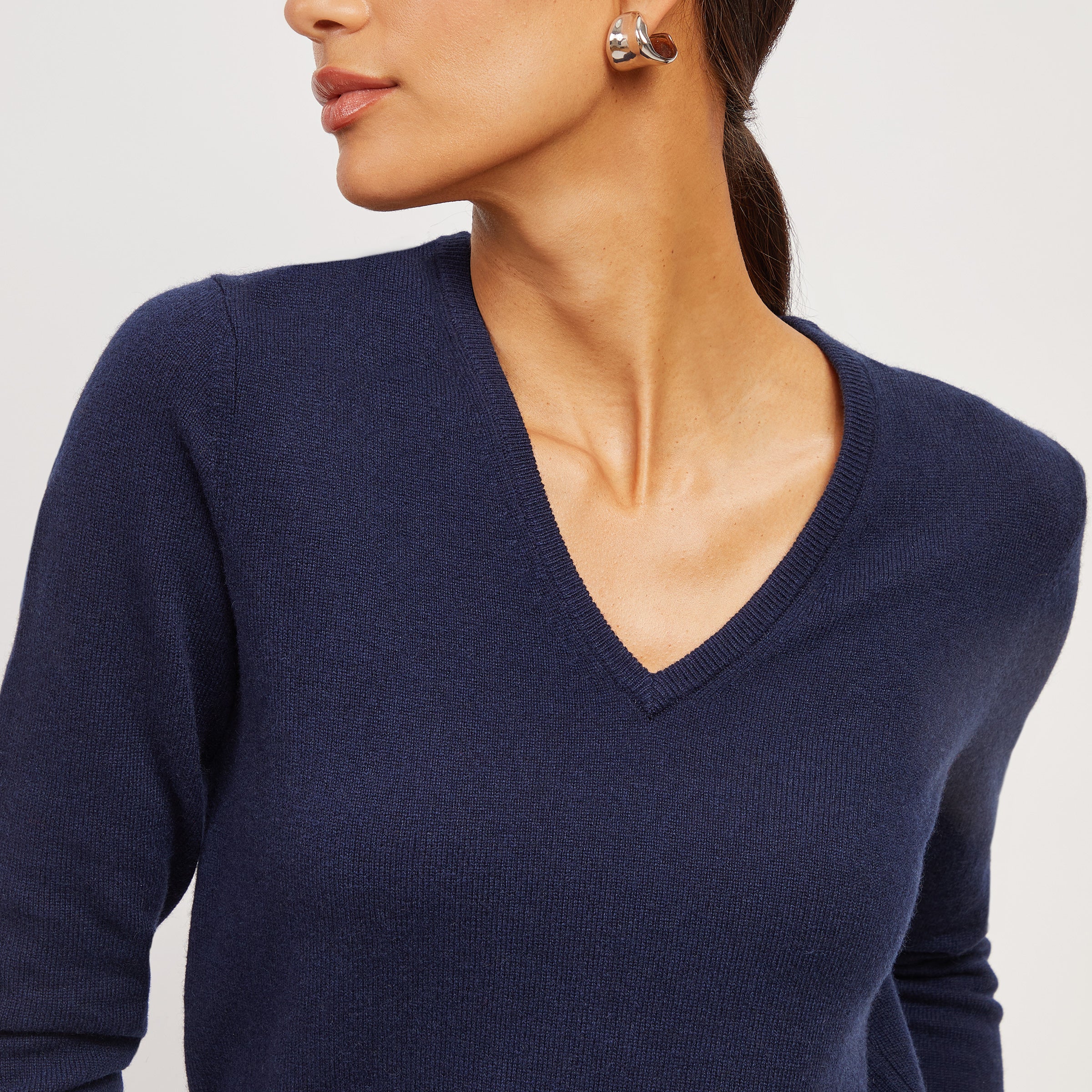 Women wearing Navy Cashmere V-Neck Willow Sweater