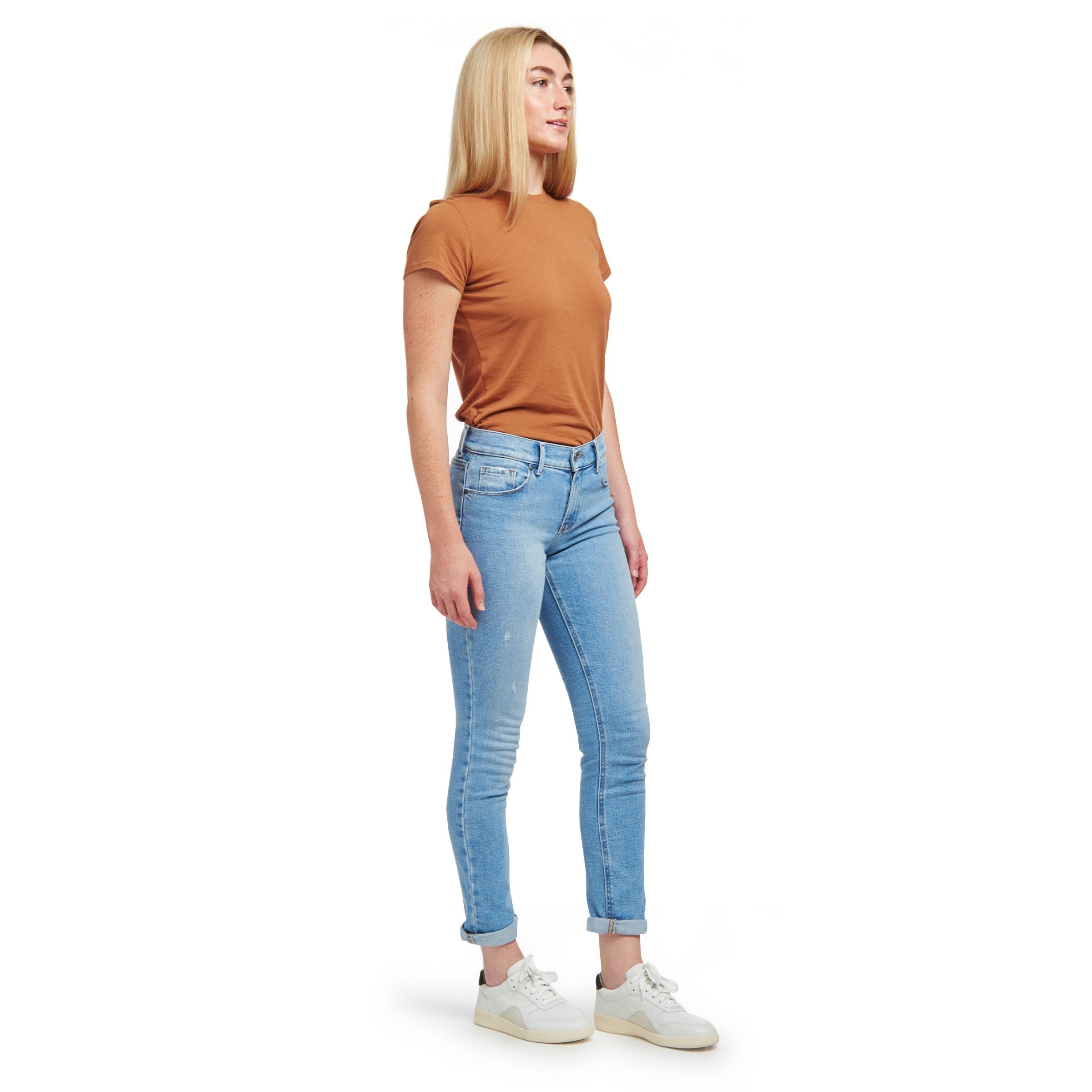 Women wearing Azul claro Slim Straight Hubert Jeans