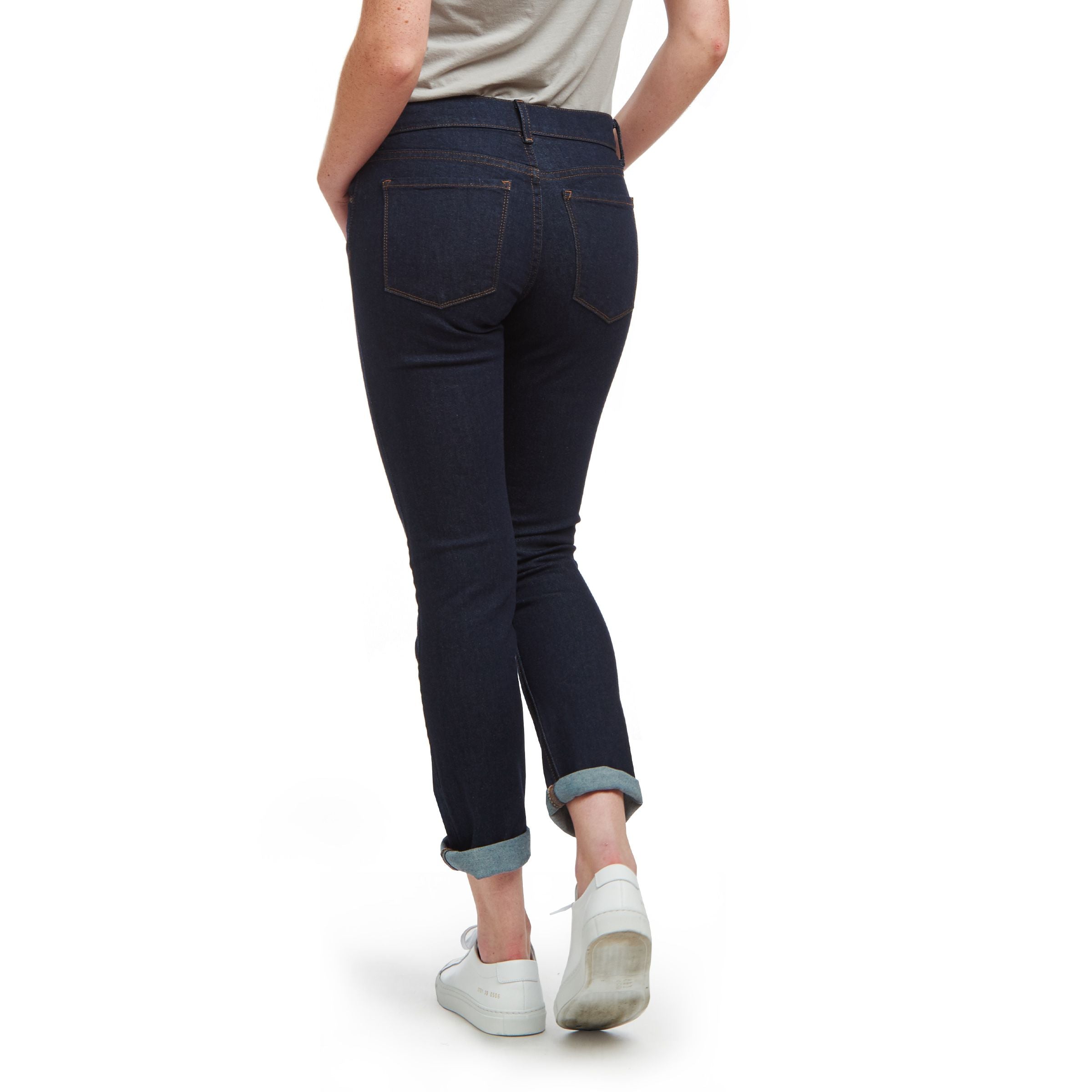 Women wearing Bleu Foncé Slim Straight Ridge Jeans