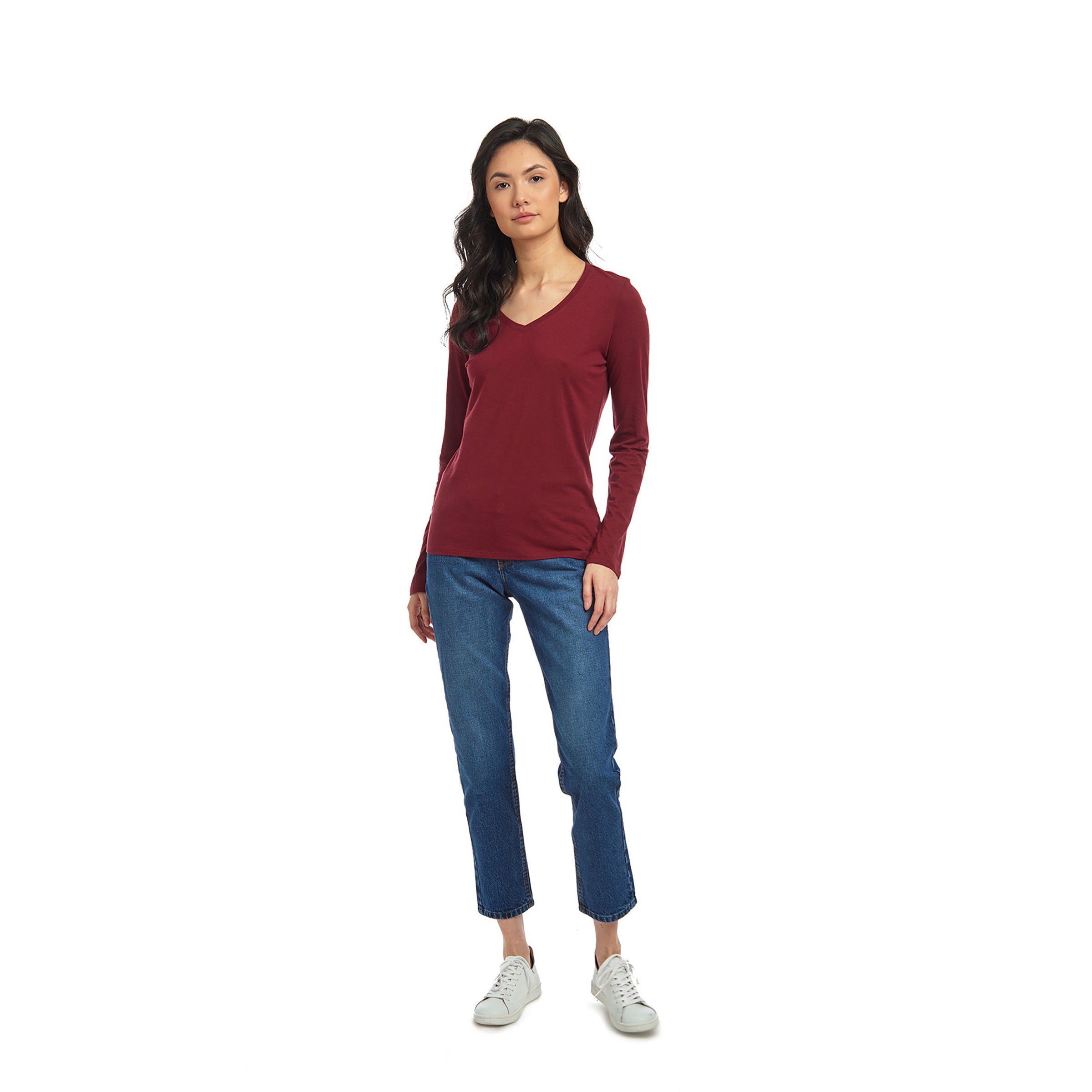 Women wearing Carmesí Long Sleeve V-Neck Tee Marcy